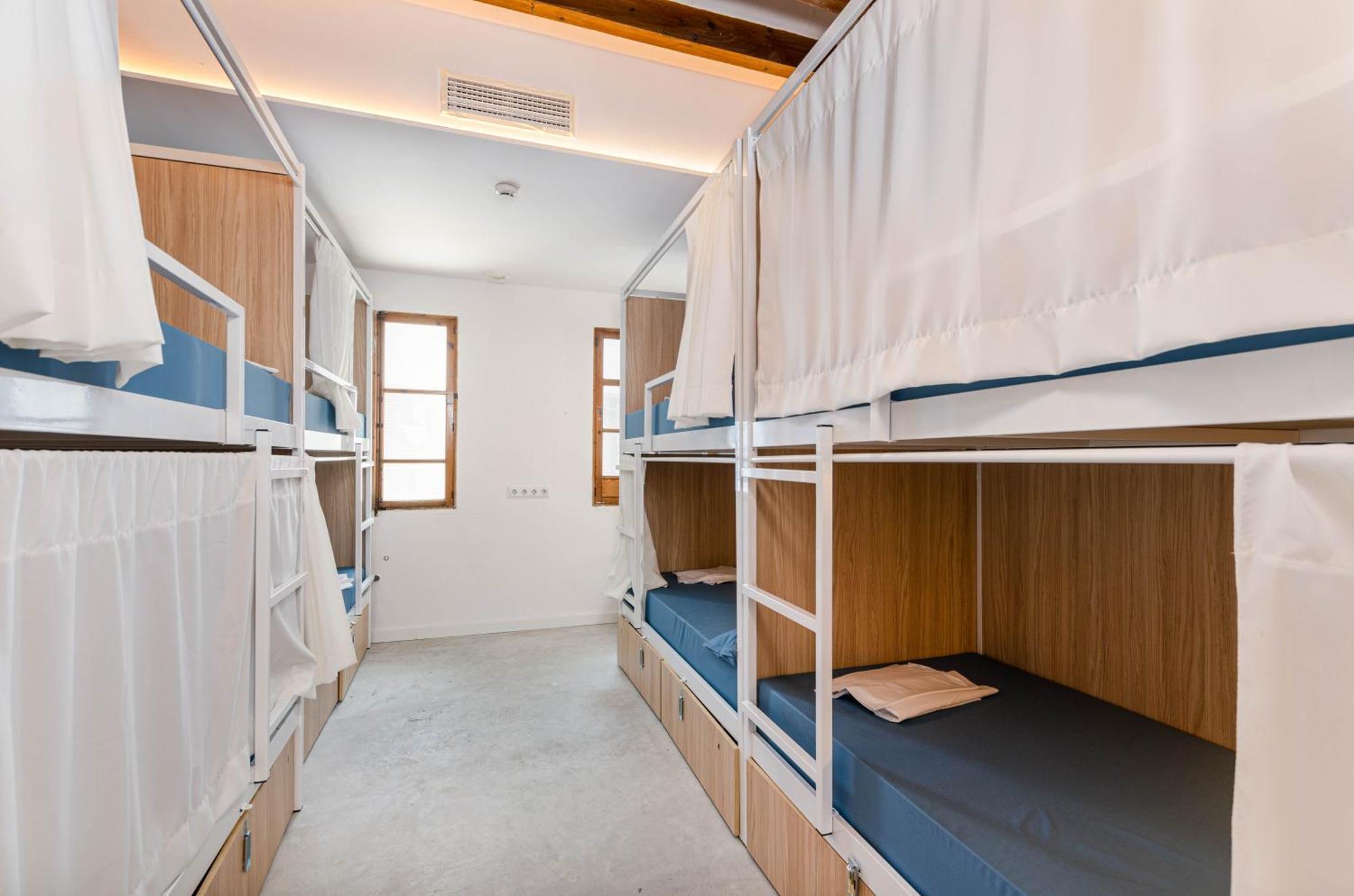 Single Bed in Female Dormitory Room